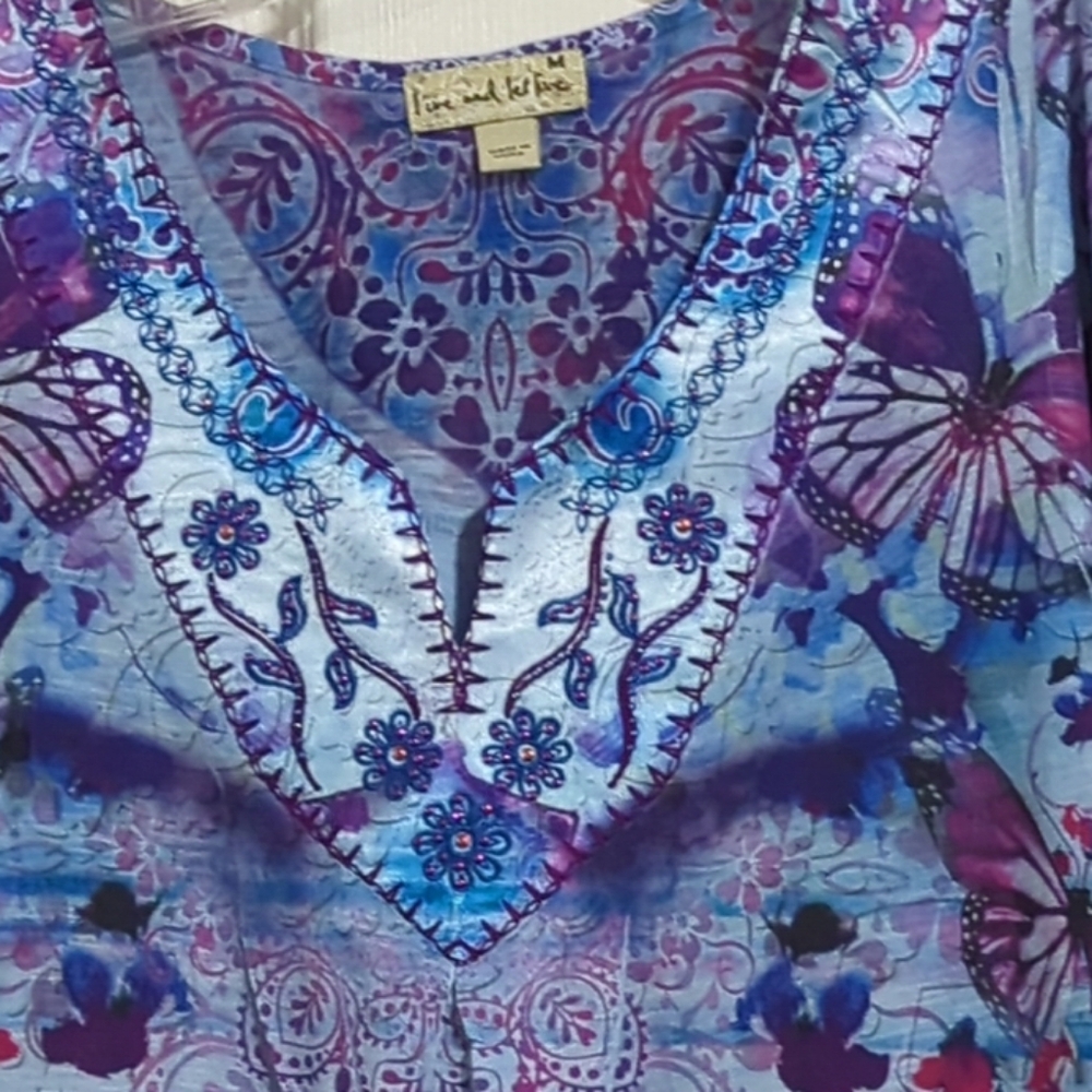 Butterflies Beaded Short Sleeve Live and Let Live Size Med Top - Picture 2 of 13